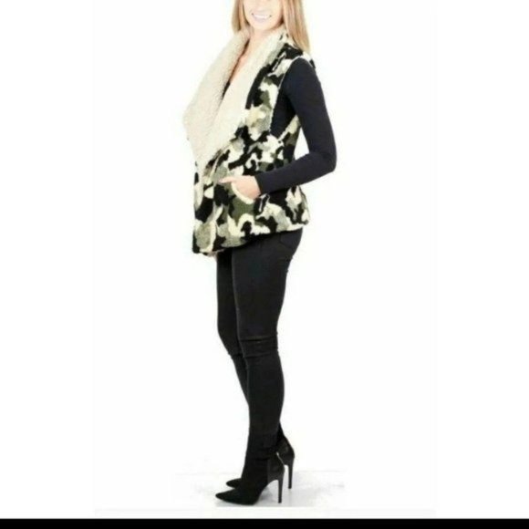 Trendy FAUX Fur Lined Vest-ONE SIZE FITS MOST-NEW - Picture 4 of 4